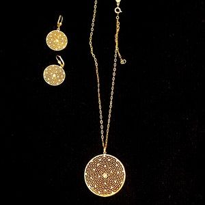 Catherine Popesco necklace and matching earrings.